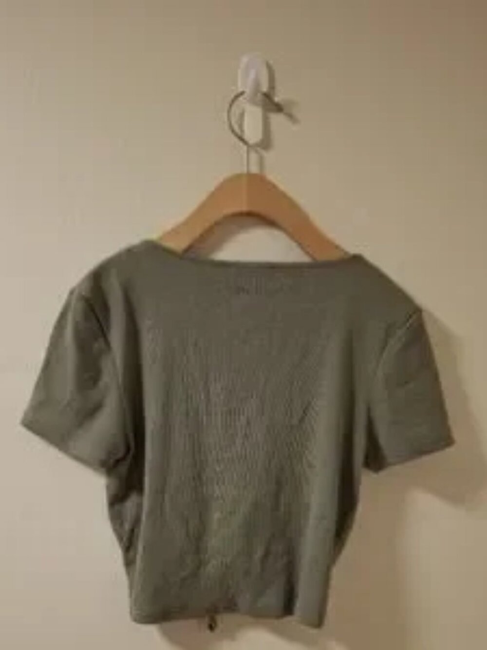Zara Ruched Ribbed Green Crop Top😀 - Picture 3 of 5